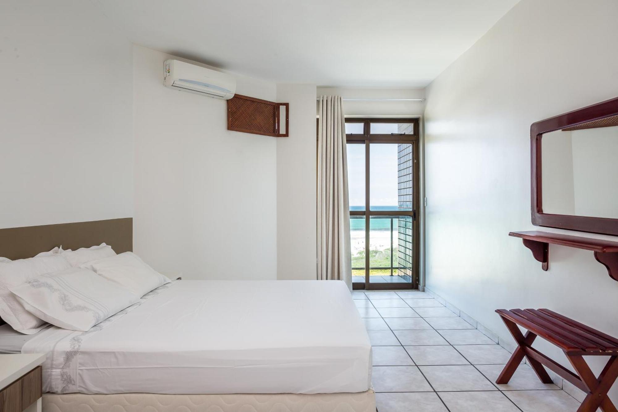 Apart Hotel Porto Principe Кабу-Фриу Экстерьер фото